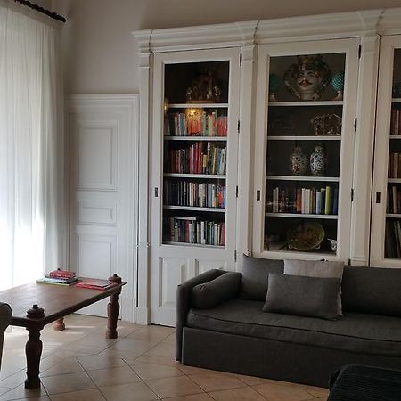 Centro Storico B&B Catania Exterior photo